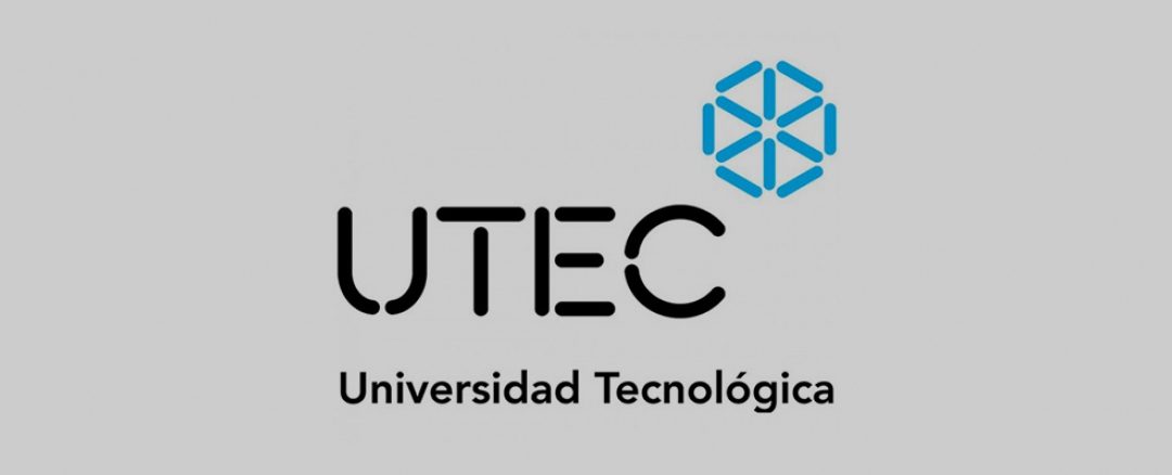 Estudiantes recibieron el título intermedio de la licenciatura en tecnologías de la información en UTEC