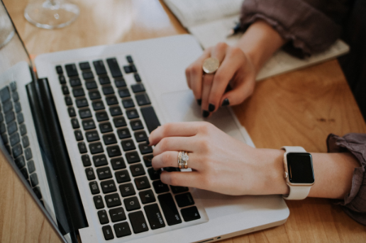 Mujeres y tecnología