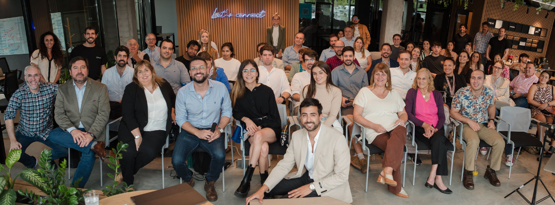 Emiliano Chinelli, CEO de Promtior y Ezequiel Kahan, fundador de Knowment, presentan Organizaciones Biónicas en Uruguay Innovation Hub