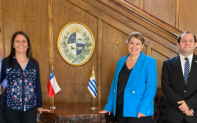 Hacknoid reunió a colegas y clientes en dos eventos de ciberseguridad en la Embajada de Uruguay en Chile